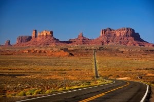 Круто. Только один вопрос - это Италию перетащили в Долину Монументов в штате Юта или долину в Италию?