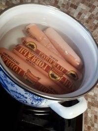 Как отварить на завтрак сосиски говяжьи, чтобы появился вкус мяса? НЕ ПОЛУЧАЕТСЯ! 
 Полцарства за рецепт!