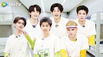 Тут пацану справа вообще руку отрубили - я бы тоже стремался в таком учавствовать.