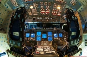 Кабина астронавтов шаттла Endeavour