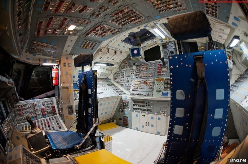 Кабина астронавтов шаттла Endeavour