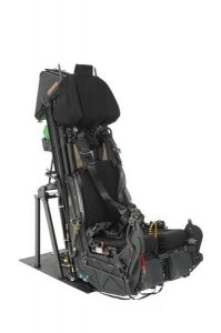 Интересно, что для Ф-35 используется английское кресло-катапульта "MK16", которое также ставят на Еврофайтеры и Рафали