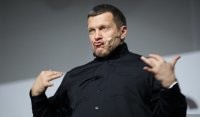 Самые пугающие клоуны реальности:




... и прочие куски говна.
