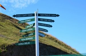 Новая Зеландия ....это жопа мира....как у меня дочь не скажет....Фото из Квинстауна