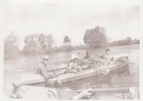 я в школе туризмом занимался, на фото Киргизский хребет, и сплав по нашей местной речке. качество фото конечно не ахти, ну как получалось так и сами и фотографировали.