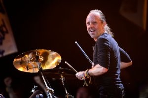 ага, и отбери барабаны)))