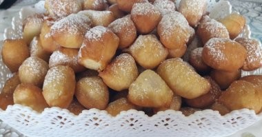 Да! И на казахско-татарских баурсаках тоже глазури нет