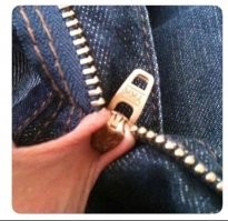 Думаю многие из вас, хоть раз ощутили негативную сторону молнии.