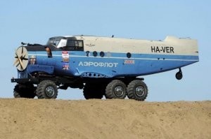 Венгерские умельцы скрестили КрАЗ и Ан-2 ( «Кукурузник» )