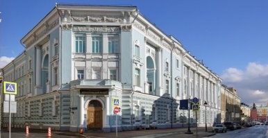 Мля! Автор напихал в пост всяких современных/новомодных говномузеев (типа "Винзавод", "мультимедиа арт"), а про Зоологический музей МГУ ни полслова... Позорище!

Большая Никитская, 6