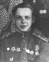 Автор повести  Виктор Курочкин