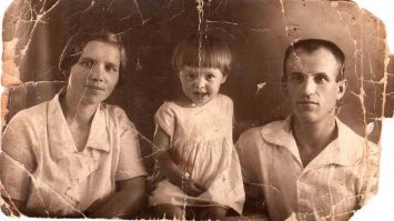 Вот без планшета и пера, без никаких онлайн сервисов - все вручную.