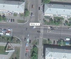 На мой взгляд, скорость потерпевшего была повыше: за одну секунду примерно 19,5 м, т.е. больше 68 км/ч (см. скрины).
Но пируэт произошёл вовсе не из-за этого, а из-за того, что виновник ДТП во время столкновения давил на газ, что отчетливо видно в ролике. А скорость потерпевшего повлияла разве что на дальность полёта и количество оборотов. 
Так что полностью поддерживаю Вашу позицию, что поворачивавший водятел виновен в ДТП в одну харю.