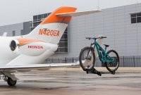 и все законы аэродинамики сразу отменились...