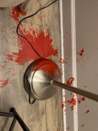 Практически все ситуации понятны и логика или отсутствие оной присутствует.
 Кроме одной - что это?