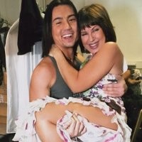 И молоденький Денни Трехо?