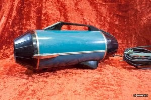 Советский пылесос 'Ракета-7'?..... Некаласо тырить дизайн...