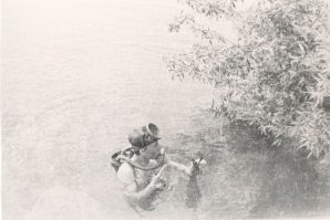 Это, если задерживать дыхание,
а вот если дышать обеднённой кислородом смесью, то потеря сознания произойдёт после нескольких дыхательных циклов.
Это я Вам, как врач физиолог говорю. 

Кстати, дайвингом занимался, сколько себя помню.
Вот я в 8 классе ловлю раков с моим первым самодельным дыхательным прибором для погружений.