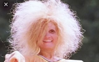 Так это же лихо одноглазое. Пусть лучше в окно смотрит...