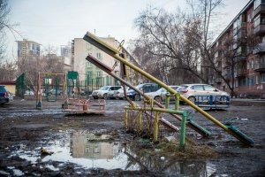 Это не левые фотки, а с просторов России. Неужели не видно? Вот тебе еще. Наслаждайся петушара путлеровская.