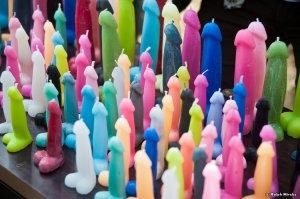 Свечки, кому свечки?