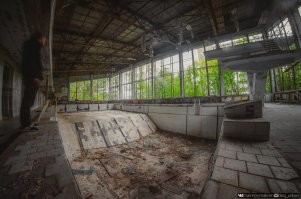 "Заброшенный санаторий"

Заброшенный город...