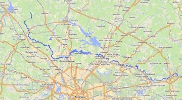 Везде написано, что Клязьма протекает 4 км. в пределах МКАД.
Всегда этому удивлялся, т.к. она течет севернее. 
Кто может объяснить?