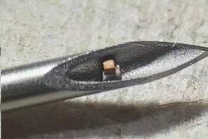 большая, если не подавляющая часть туристов едет на 10 дней, и 14 дневный карантин выглядит идиотизмом. вакцинируйсесь только у проверенных вакцинаторов. Самый маленький однокристальный чип в мире можно ввести в организм с помощью обычной медицинской иглы

Продолжающаяся миниатюризация электроники открывает перед инженерами захватывающие возможности, особенно когда речь идет о приборах, которые можно внедрять в тело – например для контроля и улучшения своего здоровья.