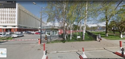 Около перекрестка Дзержинского и Ком проспект, на практически, сегодня на этом месте въезд с Дзержинского к ПСО(правительство сахалинской области) за березами а напротив комендатура штаба корпуса на другой стороне Дзержинского. ЭЭЭЭххх... студентом там зависал "регулярно и с удовольствием!" Обычно среда четверг суббота хорошая "живая" музыка, кабачные дни!! 3 рубля - доволен холодная закуска и бутылка вина на вечер! Ну а 5-ой рублей, сыт и пьян и с подругой!