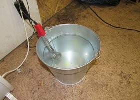 Туалет возле придорожного кафе удивил мужчину