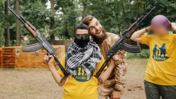 Удивишься, но НАМНОГО ближе, прям у тебя перед глазами: