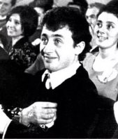 а тут ещё моложе 
Вот теперь ты точно видел всё