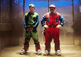 Видео с братьями Марио можно к обучающему приравнять?