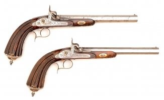 Еще сам Пушкин использовал только безгильзовые пистолеты