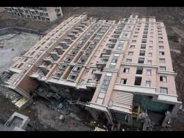 Сделано в Китае: небоскрёб затрясся и накренился