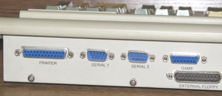 А как вам такой предшественник ноутбука на 386?