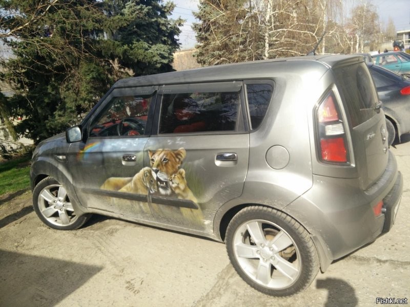 Да, модельки моей теперешней машины я пока не видел... 
А соул был, правда не красный...