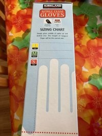 Ага, прикладываю руку, получается, что мне как раз должны подойти размера "M". Ожидая подставу покупаю размера "L". Пытаюсь надеть - не получается, слишком маленькие! И такая фигня практически со всеми производителями перчаток.