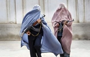 Не во всех мусульманских странах ношение паранджи обязательно....