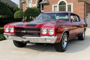 Единственное что в этом посте вызвало трепет души - это 1970 Chevrolet Chevelle SS 454. 

Остальное шлак!