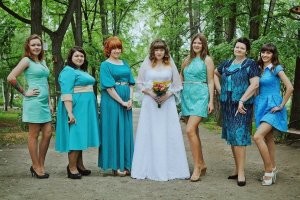 ни хочу обидеть девушек, но замуж им долго придется выходить....