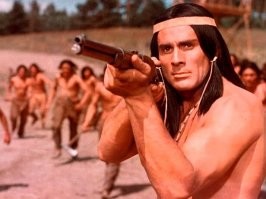 А как же краснокожие?  Нас же с детства воспитывали: краснокожие хорошо, белые американцы плохо...