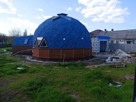 Личное фото, в 200 метрах от меня. Дом уже год строиться. 
Личное фото, в 200 метрах от меня. Дом уже год строиться.