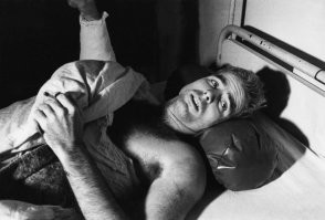 Адмиральский сынок, русофобская гнида Джон Маккейн, до конца жизни ощущал бамбуковый кол в жопе и советского ПВОшника Юрия Трушечкина, вспоминаю ту войну...