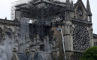 35 интересных зданий, потерянных во времени