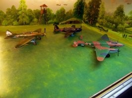 Фотографии миниатюр Як-1 и Як-1Б