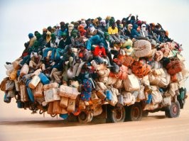 12 фото транспортных перевозок, которые противоречат законам физики и здравому смыслу