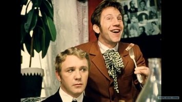 Девушка влюбилась в эпоху 70-х и полностью изменила свой стиль