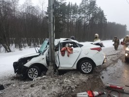 Я покажу, чем такое заканчивается.
ВСЕГДА именно этим и заканчиваются "покатушки от ДПС"
Рано или поздно.
Без вариантов.
Лично видел десятки таких ДТП.
ДэПСам потом отписываться приходится.
За мото вообще стараются не гоняться - те почти сразу бьются "на глушняк", уходя от погони.