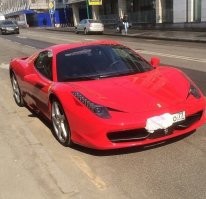 Тю, тут вон на Феррари еле хватило, а ты про какой-то зачуханный Мерседес